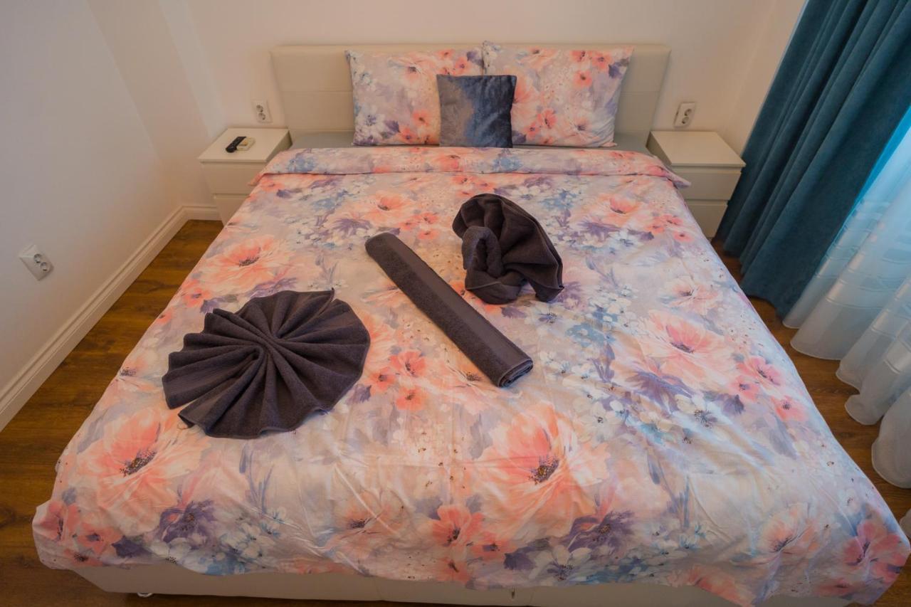 Cozy & Spacious 2Br Apartment With Netflix Bucareste Exterior foto