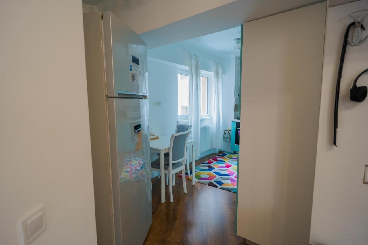 Cozy & Spacious 2Br Apartment With Netflix Bucareste Exterior foto