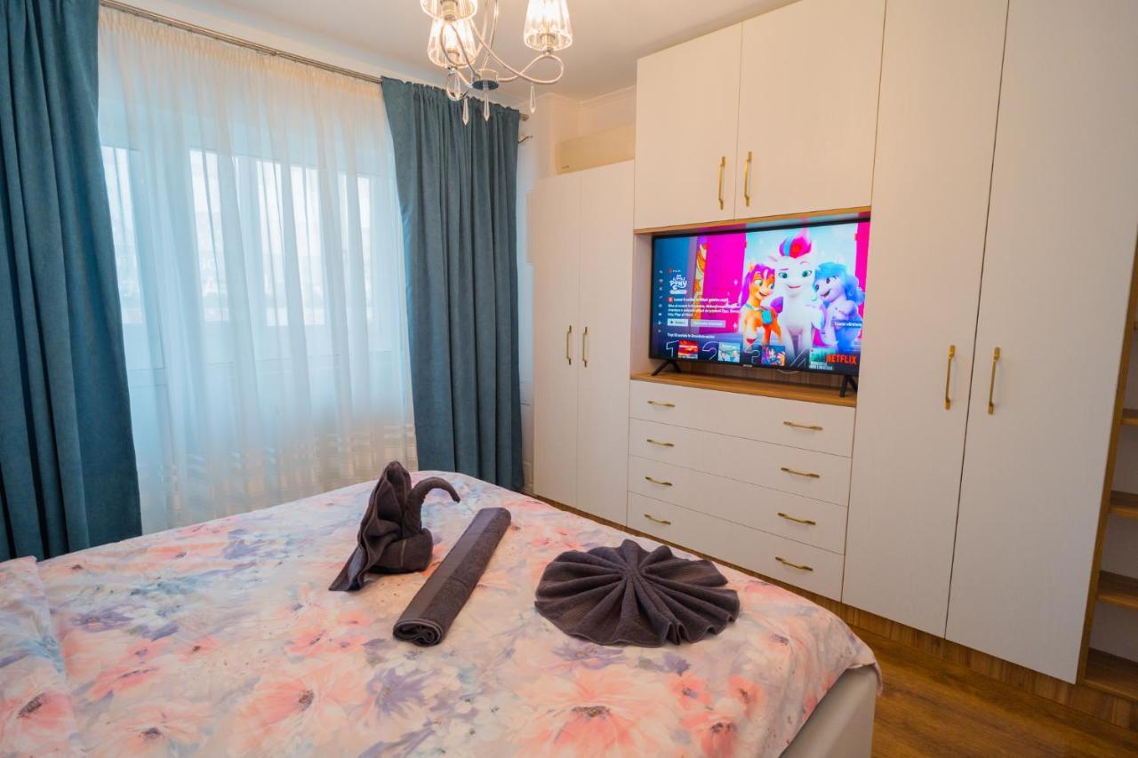 Cozy & Spacious 2Br Apartment With Netflix Bucareste Exterior foto